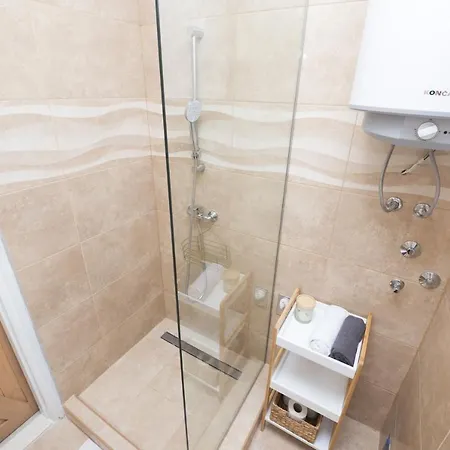 Propela Apartment *